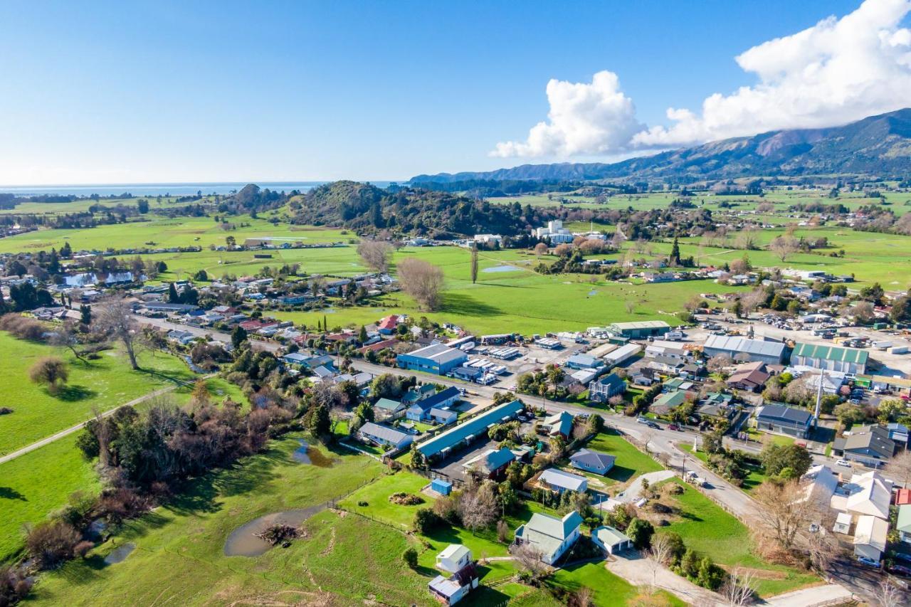 Anatoki Lodge Motel Takaka Bagian luar foto