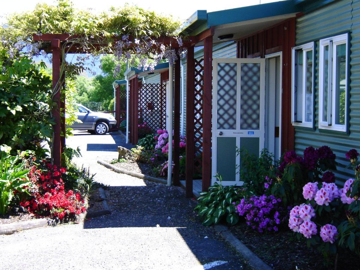 Anatoki Lodge Motel Takaka Bagian luar foto